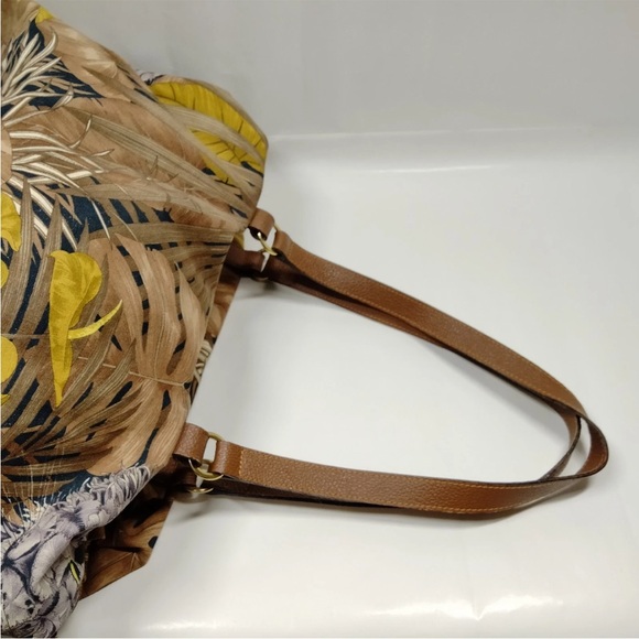 Salvatore Ferragamo Jungle Print with Leopard Brown & Yellow EUC - Picture 5 of 16